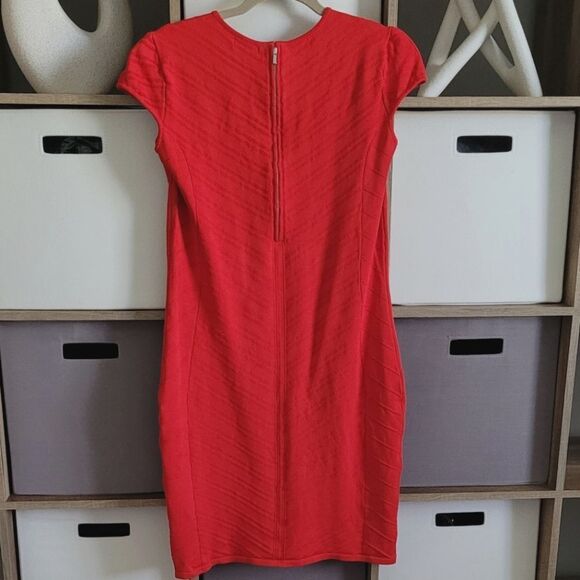 CACHE Elegant Fire Red Chevron Dress Size L - Picture 12 of 16